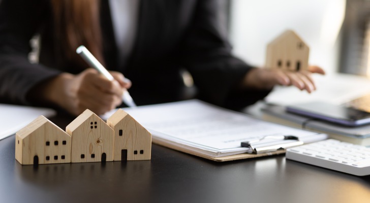 A financial advisor creating an estate plan for a client.