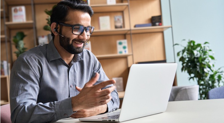 An advisor talking about a day in the life of a financial advisor.