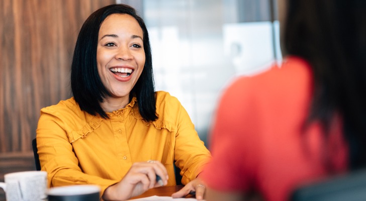 An advisor and their mentor discussing how to start a financial advisor business.