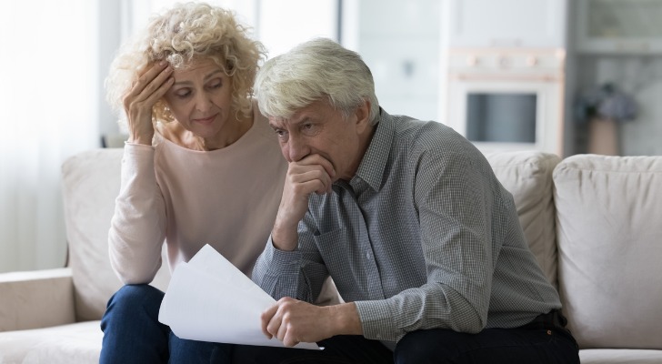 A retired couple estimate how long $100,000 will last in retirement.