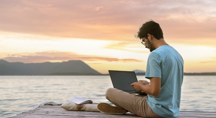 An expat working overseas looking for a financial advisor.