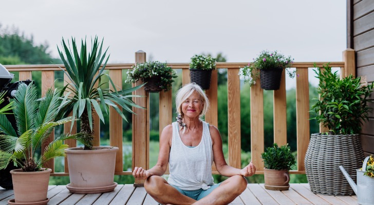 SmartAsset: How an Individual Retirement Annuity Works