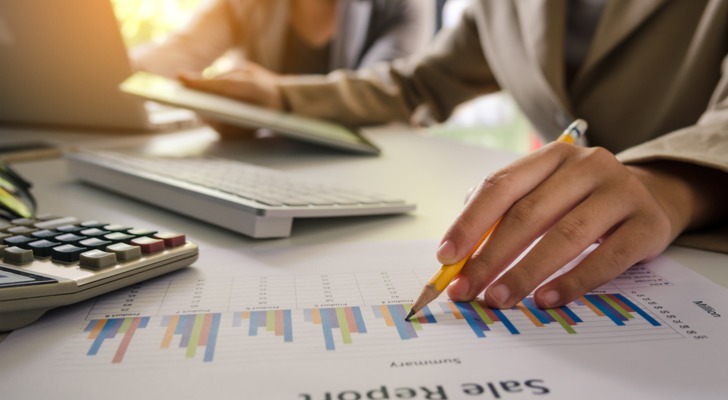 SmartAsset: What Is Stockholders Equity and How Is It Calculated?