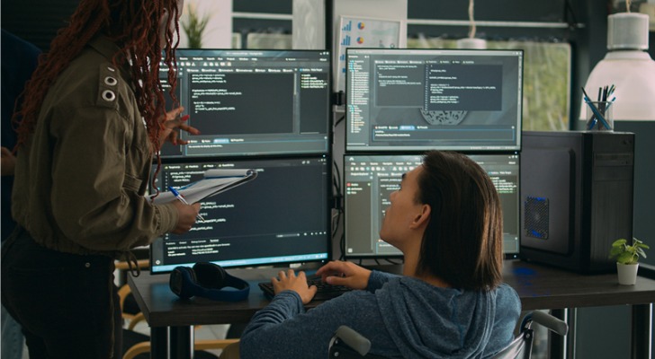 Two advisors discuss AI in wealth management.