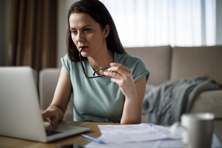 SmartAsset: What Is the SEC Fee and How Much Do Advisors Pay?