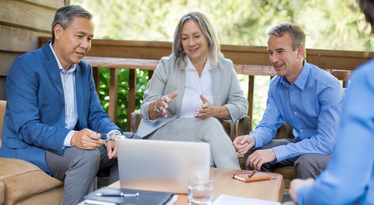 Services for ultra-high-net-worth clients include estate planning, tax strategy, family office support, and private investments.