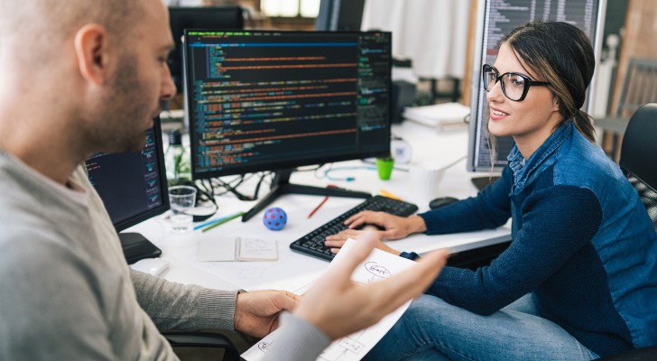 Two advisors discuss how to use AI in wealth management.