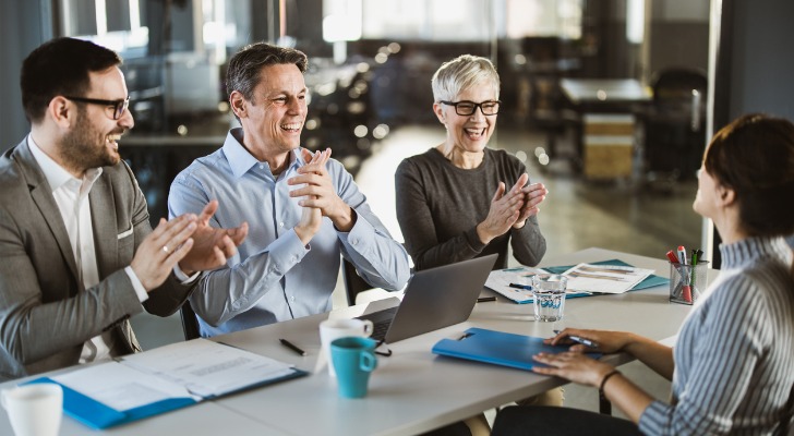 A Guide to Hiring an Associate Advisor for Your Firm