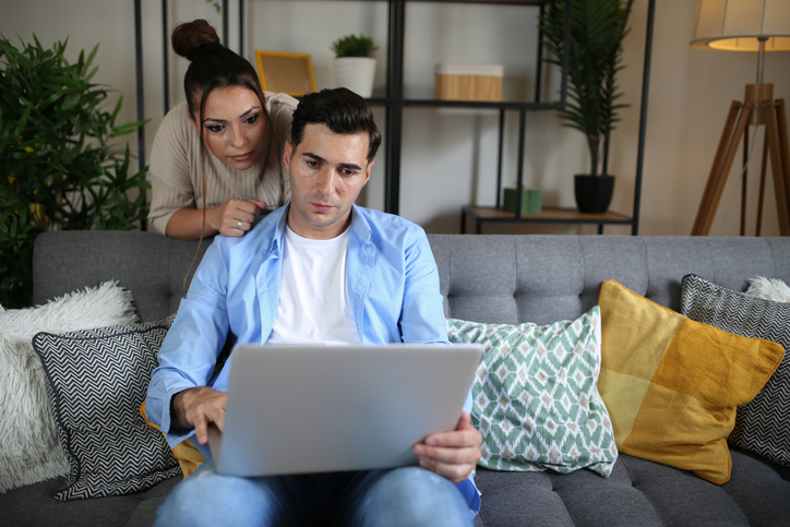 A couple reviews the requirements for setting up a trust and a will in Arizona.