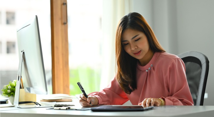 A financial advisor researching how to transition her firm.