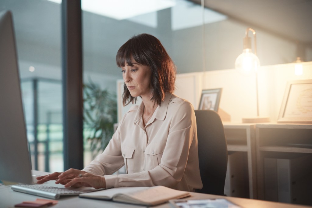 A financial advisor researching information to learn new skills.