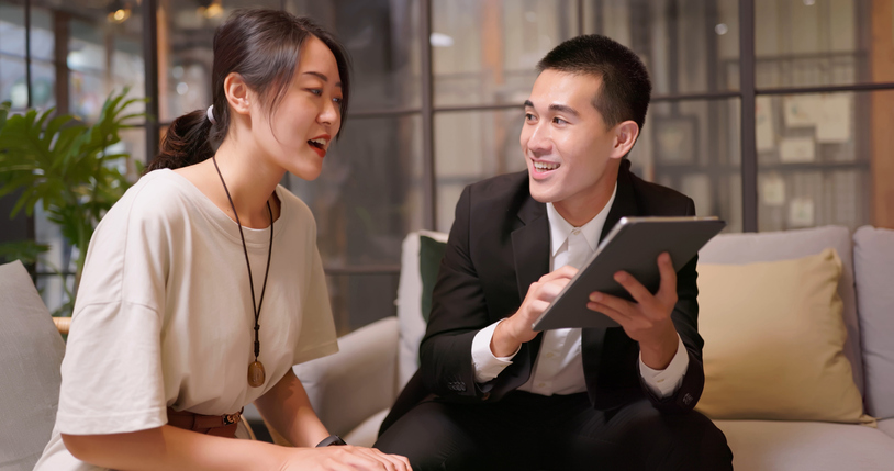 An ultra-high-net-worth client working with a financial advisor.