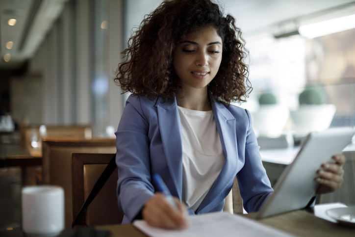 A financial advisor creating a checklist to integrate wealth management technology to her advisory business.