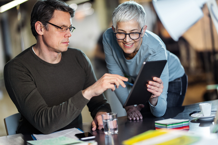 Financial advisors selecting a compliance solution.