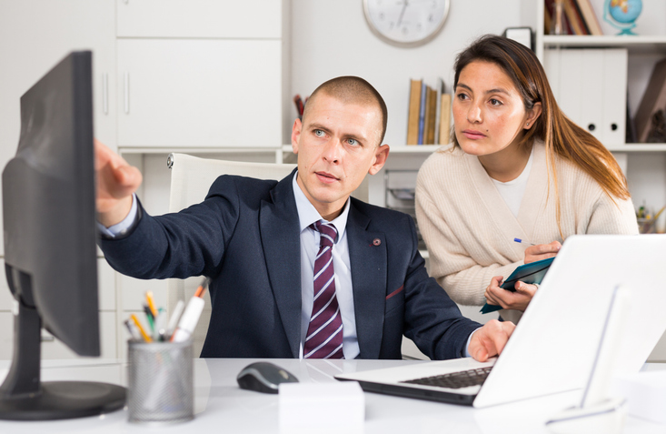 Financial advisors looking at a post from a personal finance influencer.