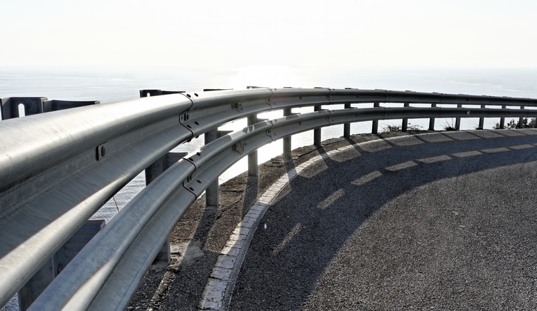 The guardrail approach is a retirement withdrawal strategy that can be an alternative to the 4% rule.