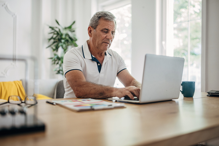 A man setting up a life estate deed in Florida.