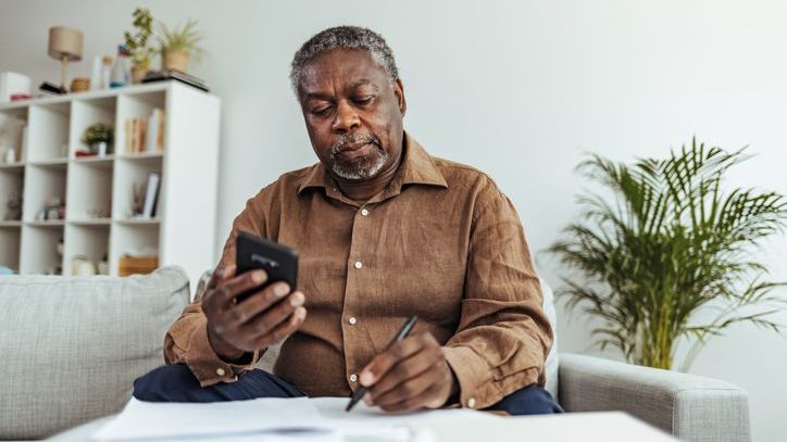 A retiree calculates how much of his Social Security benefits will be taxable.