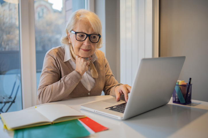 A senior researching how permanent life insurance can be used for tax-advantaged income.