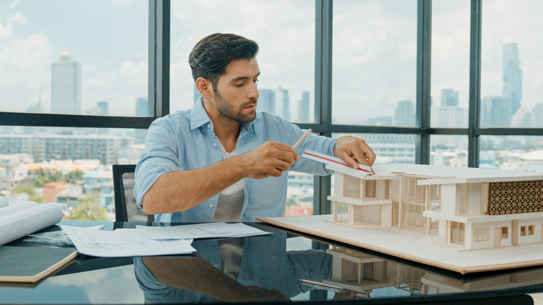 What Commercial Real Estate Property Managers Do