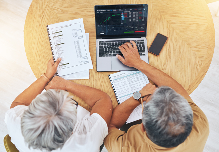 4 Tips for Financial Advisors to Tell Clients They Are Retiring