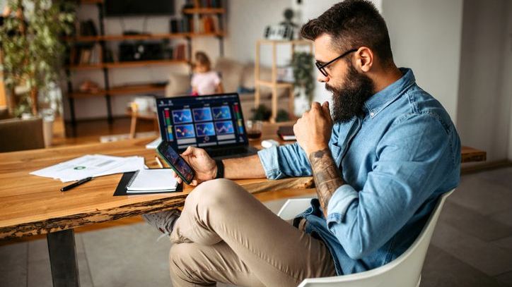 A man decides to sell a REIT that he's had in his portfolio for several years.