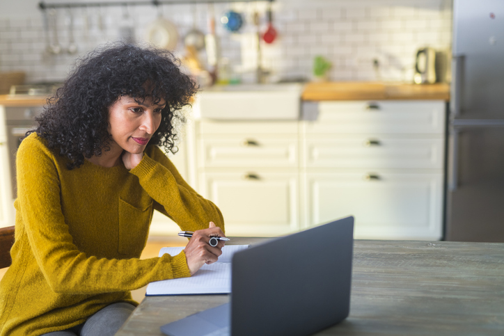An employee reviewing her retirement plan.