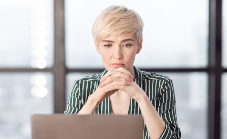 An investor researches how to calculate downside risk.