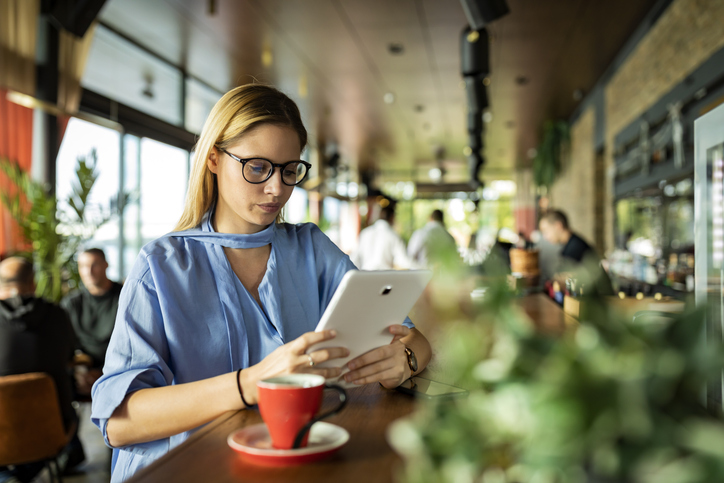 An investor looking up the requirements for accredited investors.