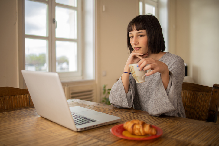 The owner of a startup researching how Series B funding works.