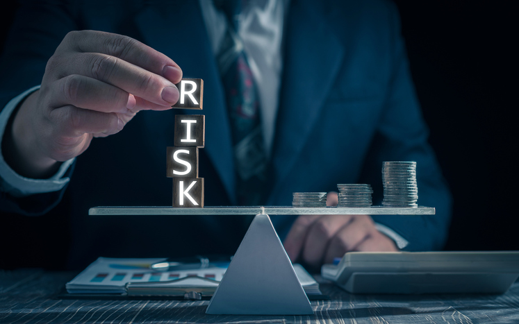 Risk Appetite vs. Risk Tolerance: What Are the Differences?